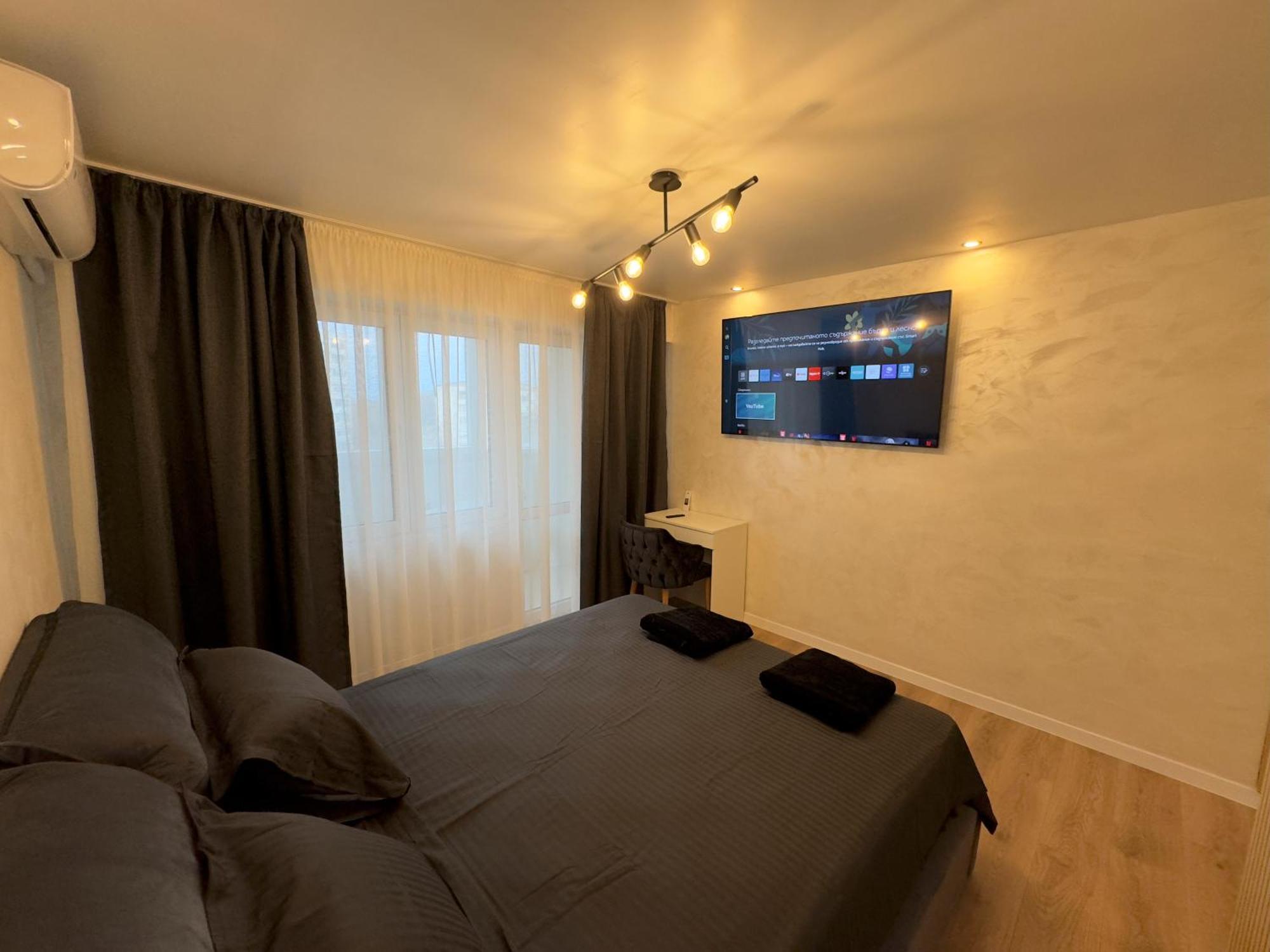 Seaview Lazur Apartment Burgas Exteriör bild