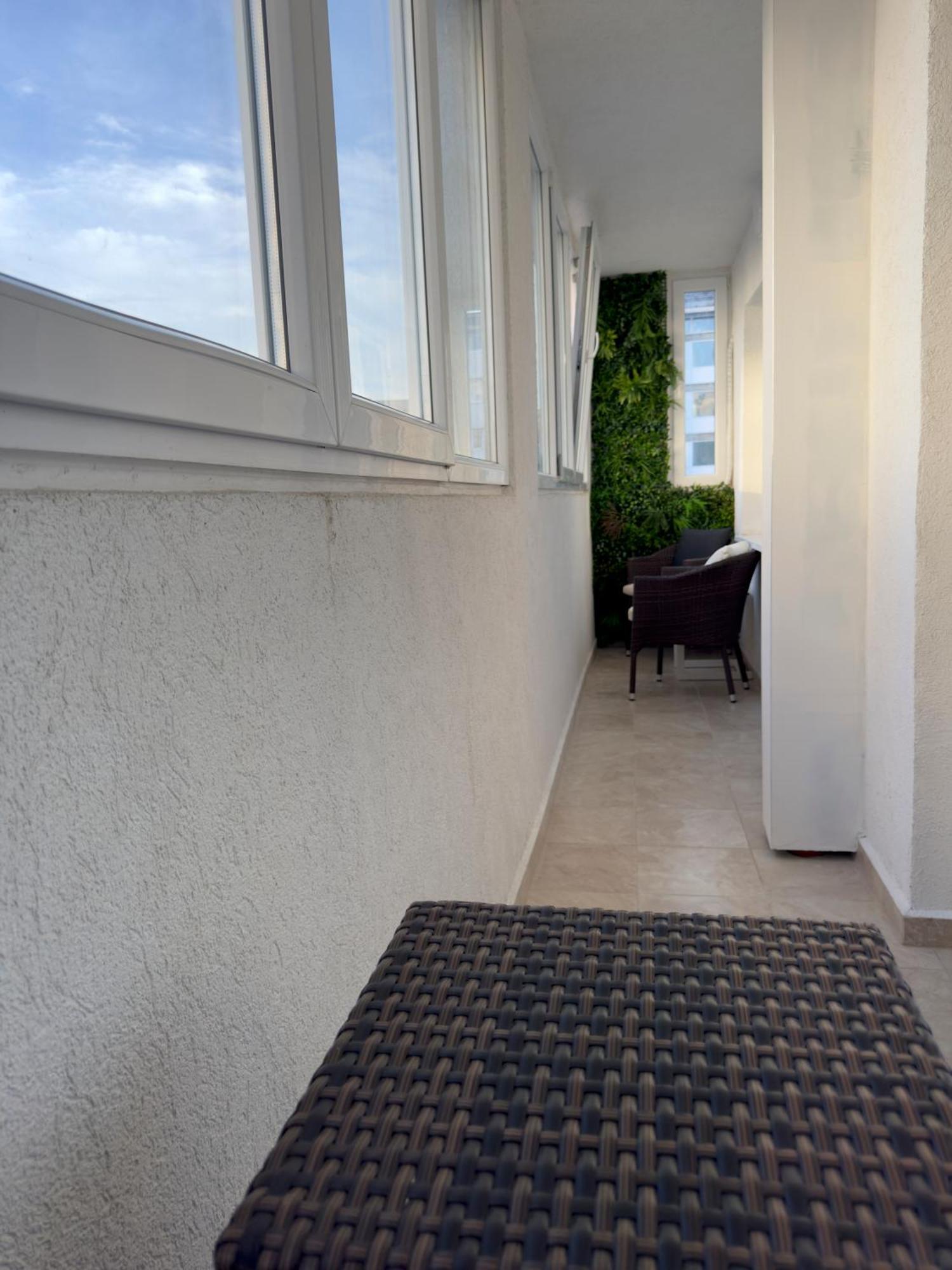 Seaview Lazur Apartment Burgas Exteriör bild